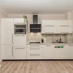 Piasek Apt - Top Location, Patio, Tram&Bus Nearby - By Rentujemy