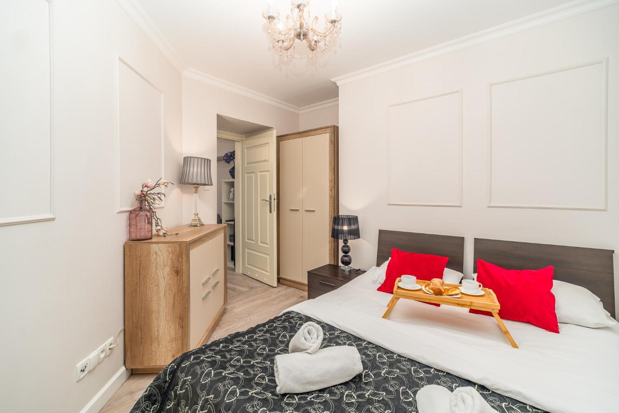 Piasek - Location, Patio, Tram&bus Nearby - By Rentujemy * Krakau