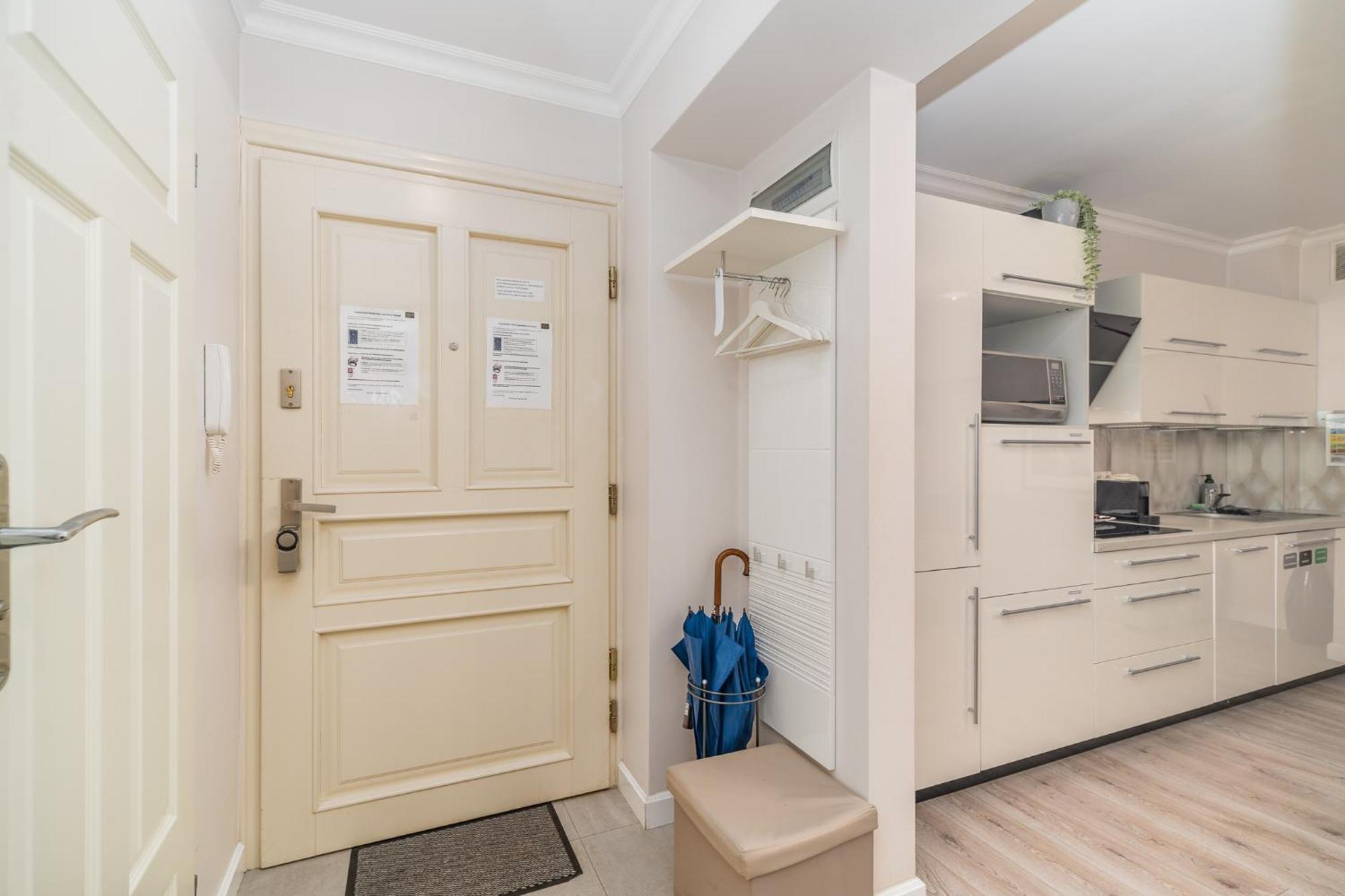 Piasek - Location, Patio, Tram&bus Nearby - By Rentujemy Krakau
